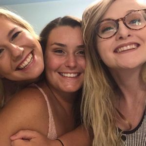 Meet your Posher, Katelyn